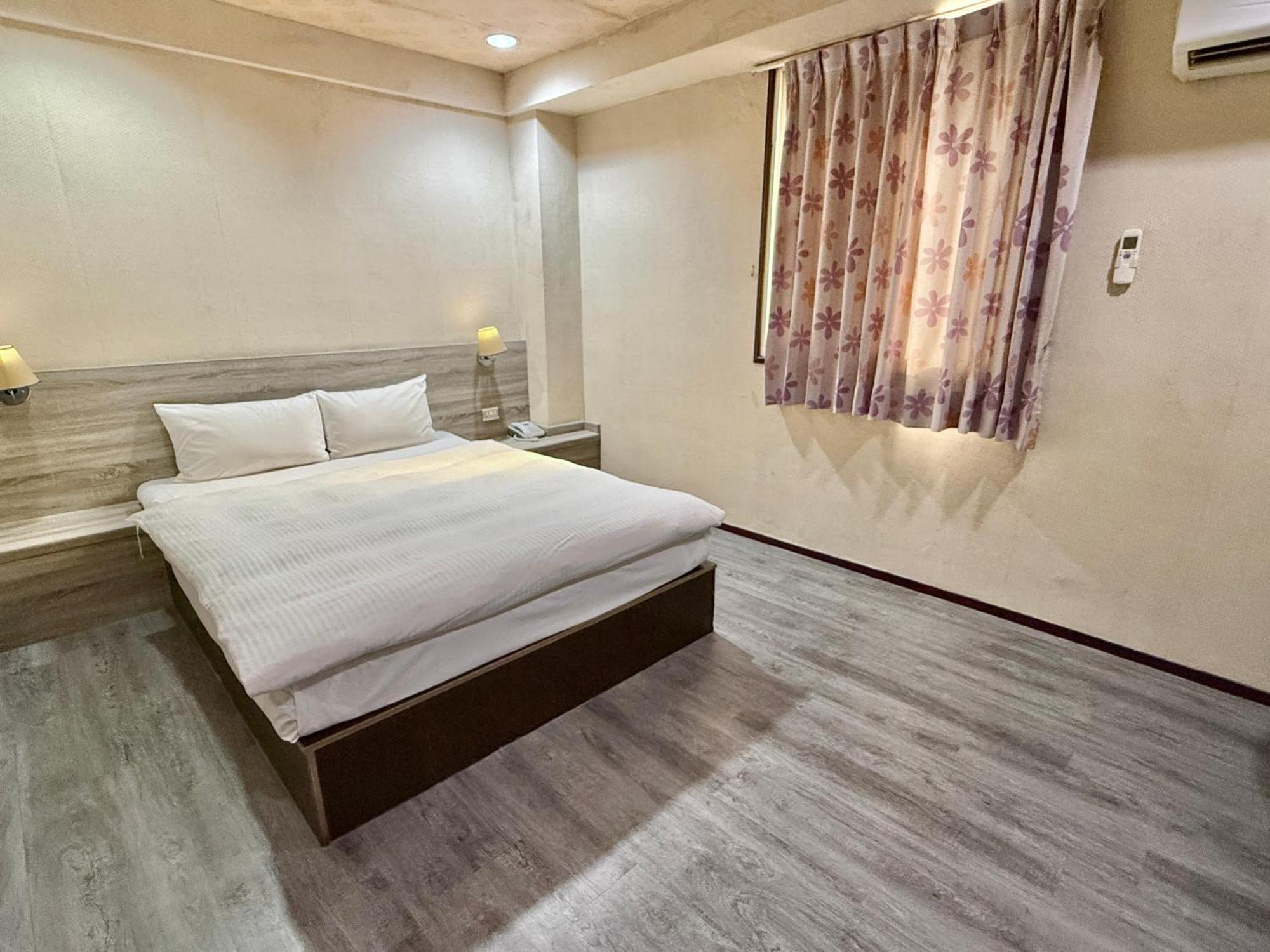 Wl Hotel Hsinchu Exterior photo
